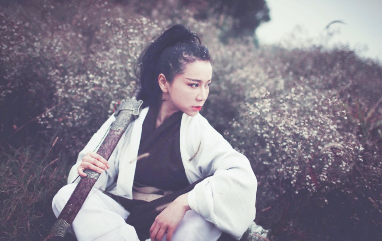 穿越到兽世有异能的小说,御兽开局获得寒冰狮虎兽