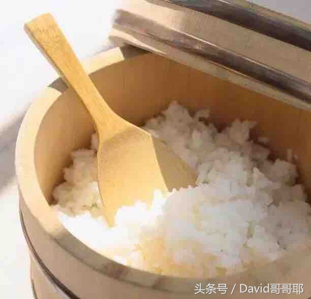 饭没煮熟夹生饭怎么补救,煮不熟的米饭吃了怎么办