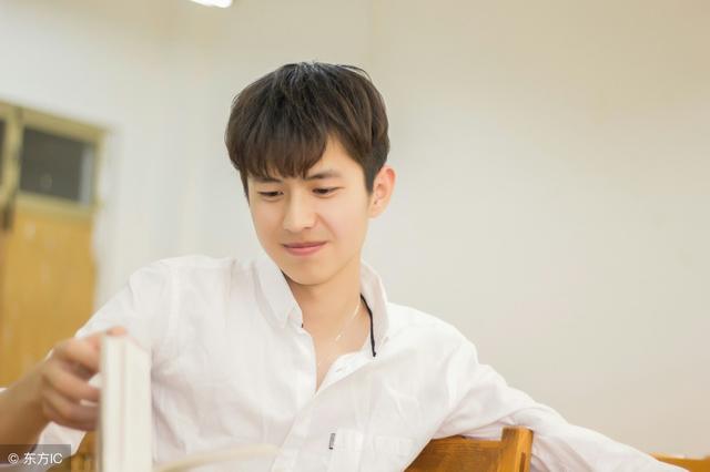 小说：她喝醉被总经理带回家，同事看傻眼，却不知他们是夫妻