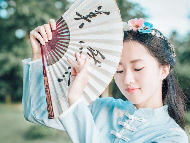 穿越成为罪臣之妻的小说,穿越成罪臣之女误入王府