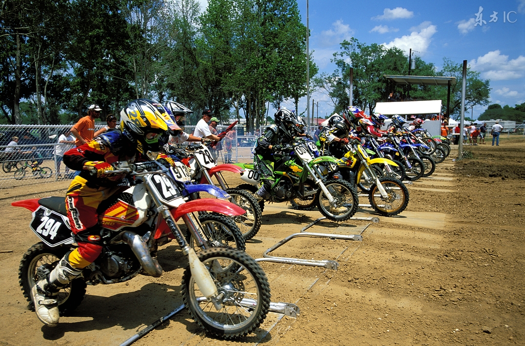 足球天才小说完整版,足球ac米兰训练