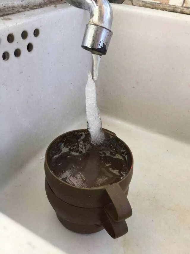 商品房水管冻住了如何快速解冻,户外地下水管冻住了如何快速解冻