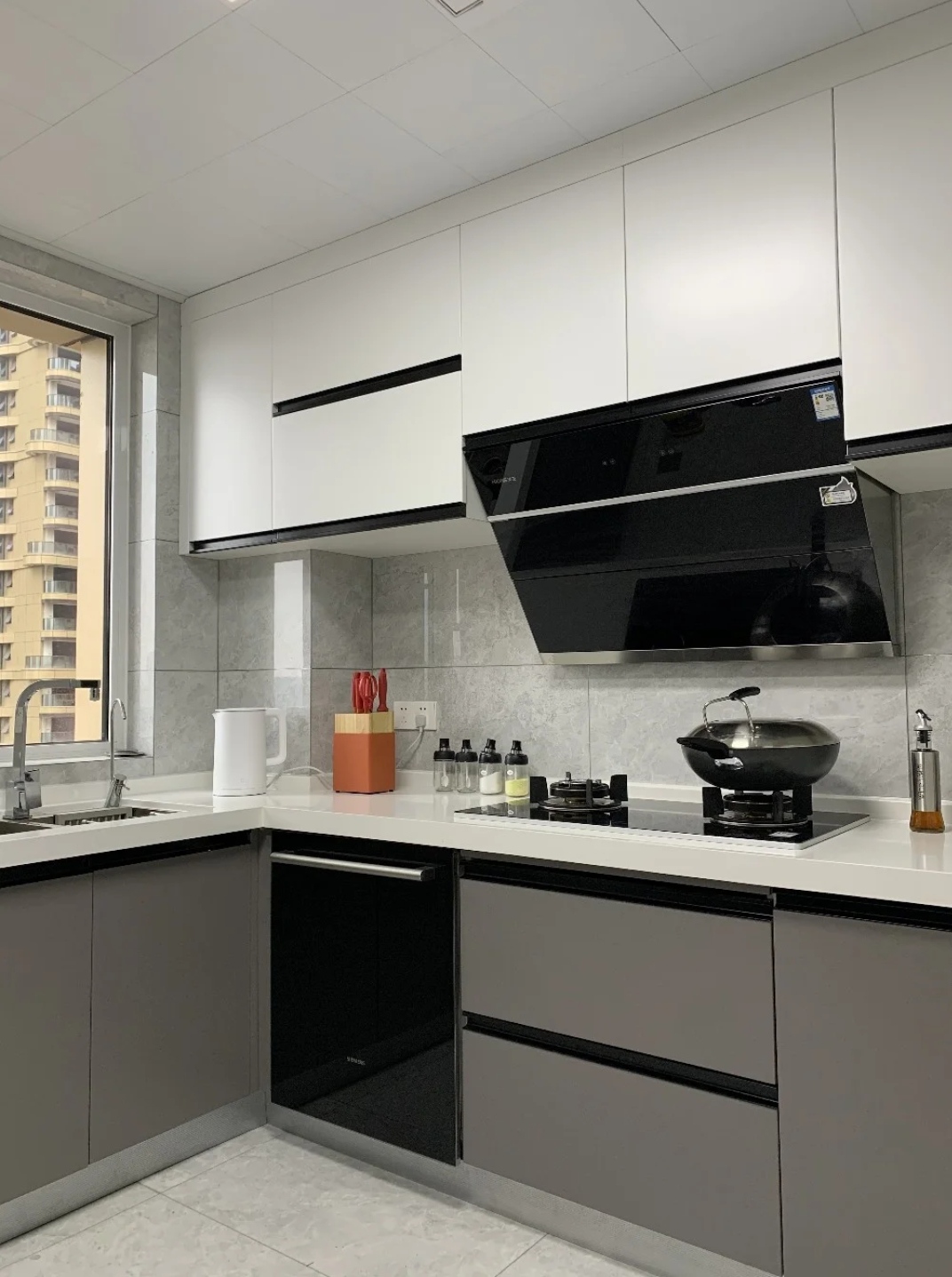 做定制柜子可以用实木生态板吗,为什么大品牌定制不用大芯生态板