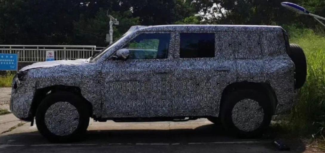 比亚迪高端硬派越野最新消息,比亚迪硬派suv平台数据采集车再曝
