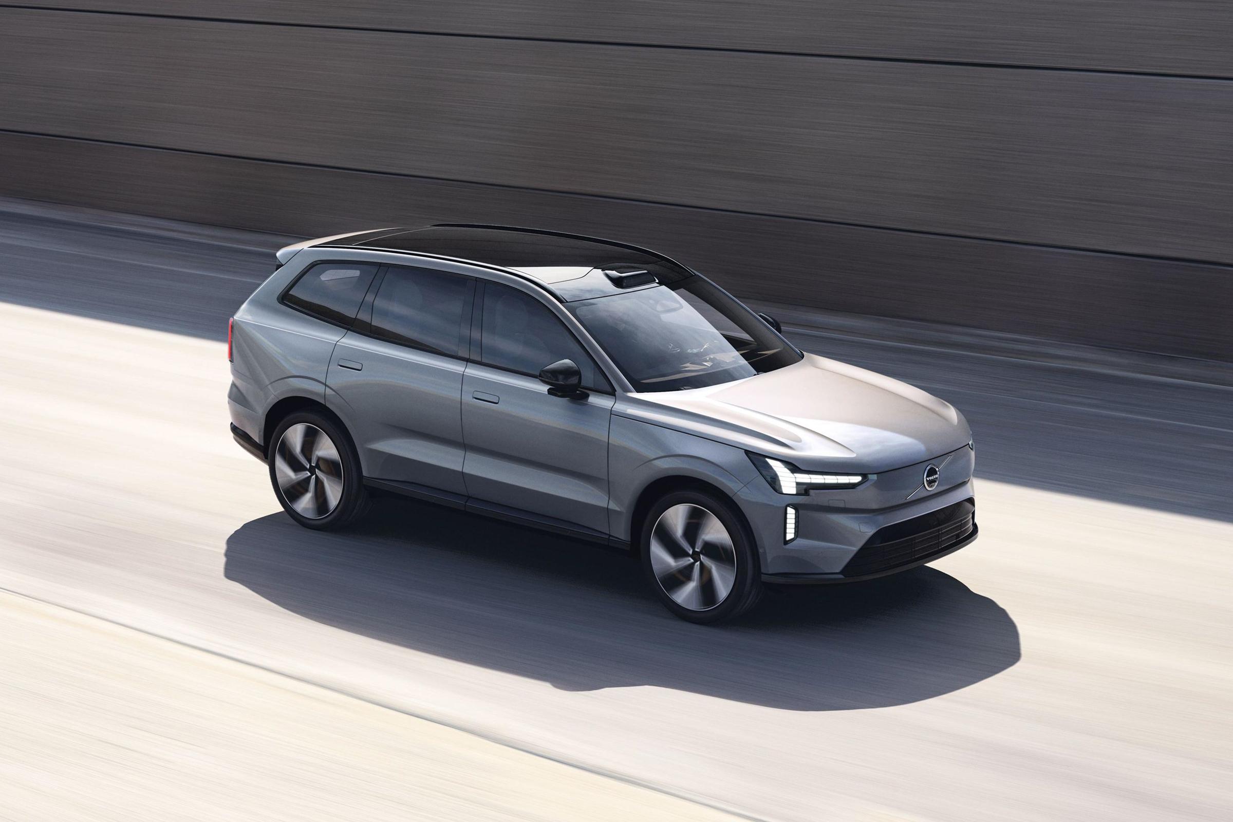 沃尔沃xc90国内正式亮相,沃尔沃xc90海外售价