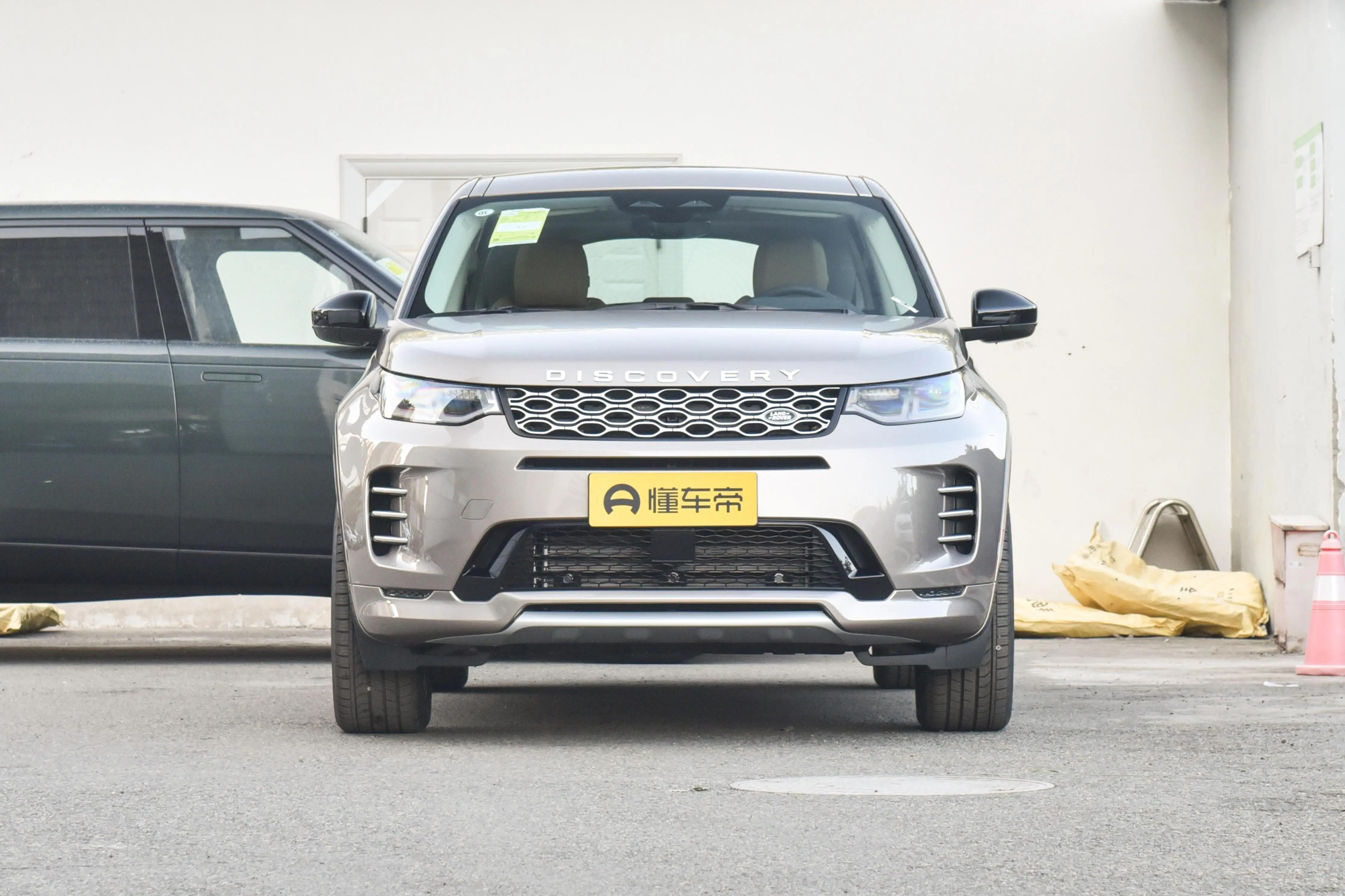 路虎发现运动版与捷豹epace,捷豹f-pace和路虎发现运动哪个好