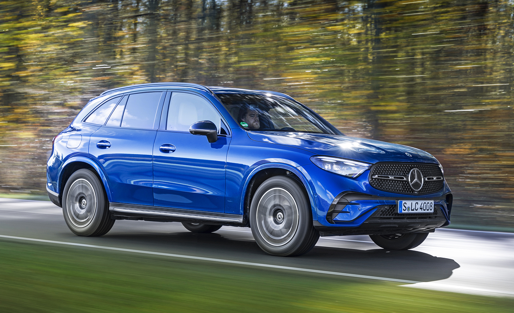 再续华章：梅赛德斯-奔驰GLC300