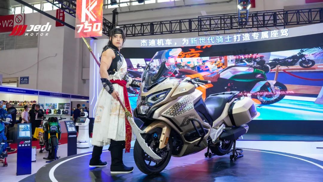 鏉拌开k750楹掗簾鏈夐煶鍝嶅悧,鏉拌开k750楹掗簾澹版氮