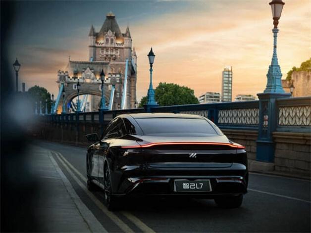 固态电池公司2亿元融资,上汽投资109亿固态电池