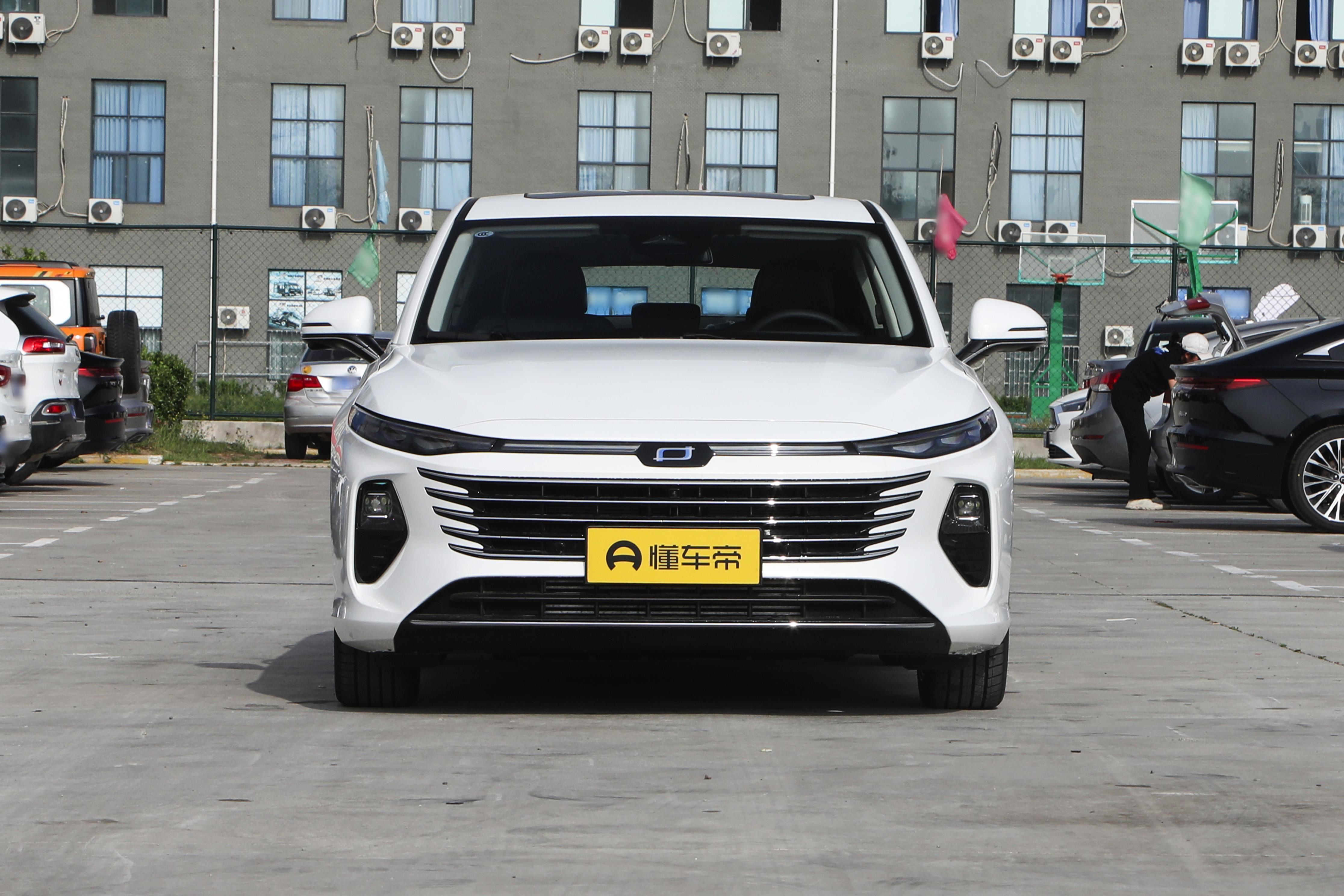 奔腾b702023款1.5t自动畅享型档位,16年奔腾b701.8t和2.0哪个值得买