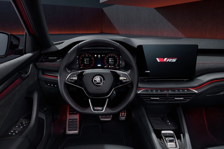 大众斯柯达明锐内饰爆改,16款斯柯达明锐1.6内饰图片