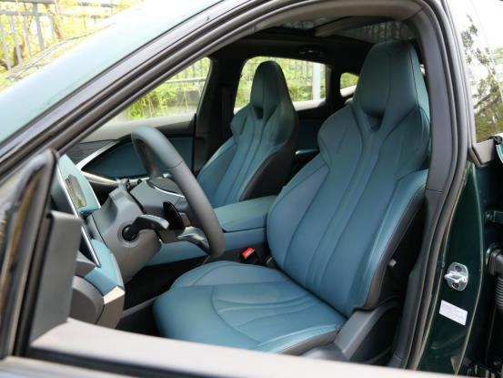 距离完美只差一点点——20万级轿跑卷王即将登场