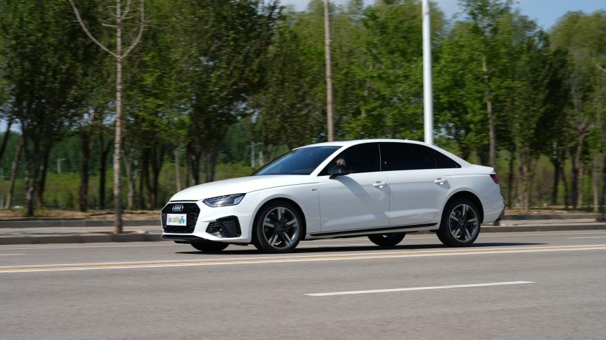 有颜有料的车型,静态体验新款奥迪a4l