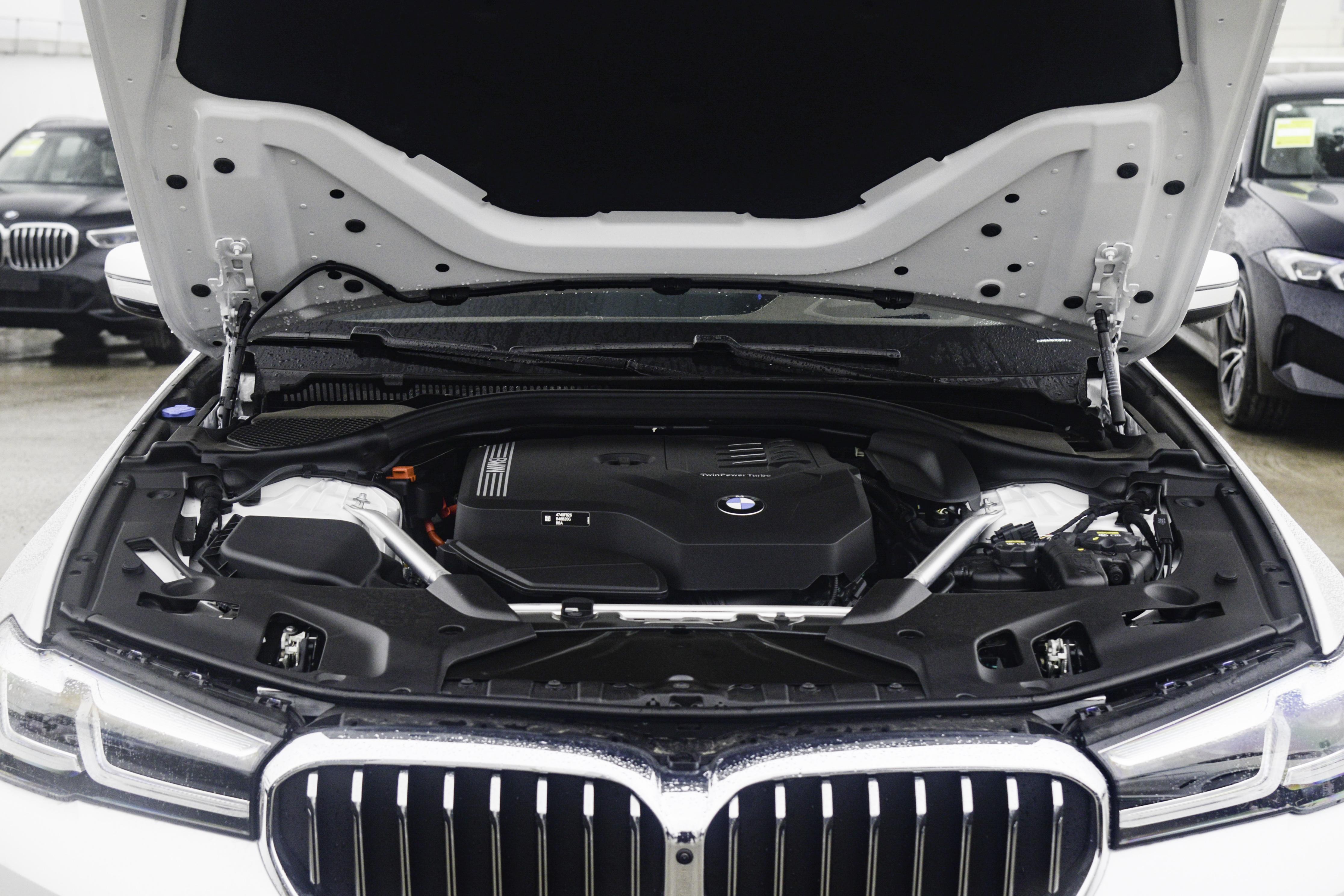 宝马也是“破釜沉舟”！5系降幅达8.25万，月销13696辆