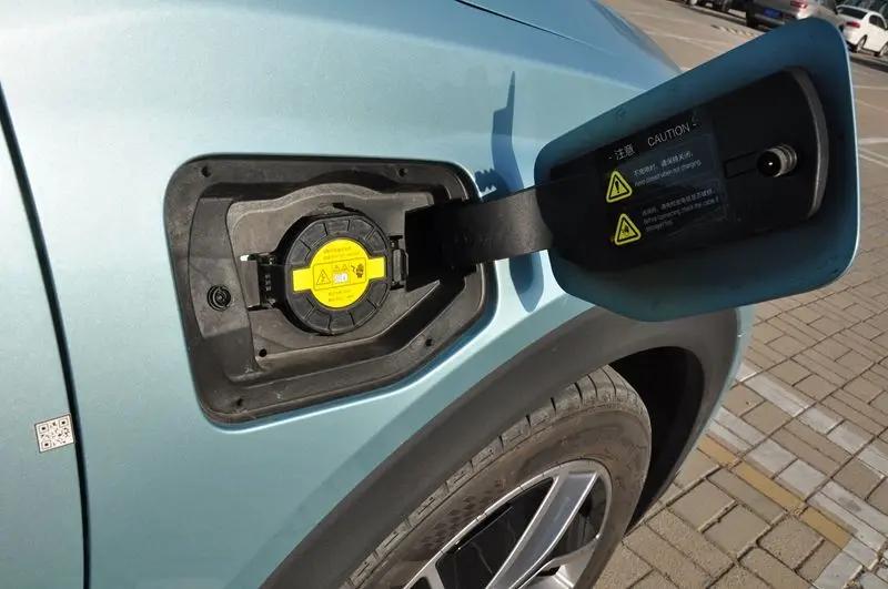 合众哪吒u落地价多少,合众哪吒u新能源汽车落地价