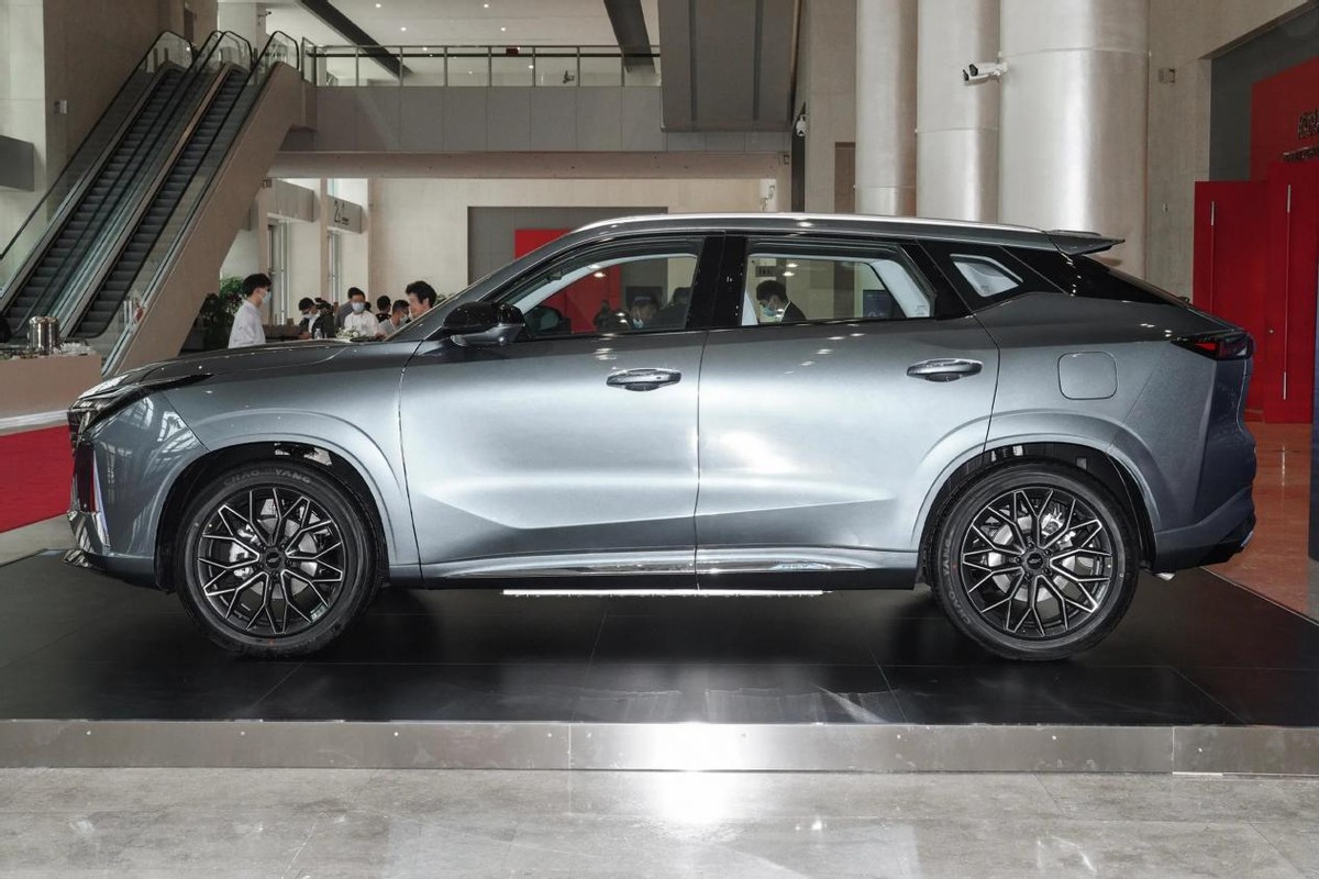 都是混动“强将”，欧尚Z6iDD和宋PLUSDM-i谁更适合入手？