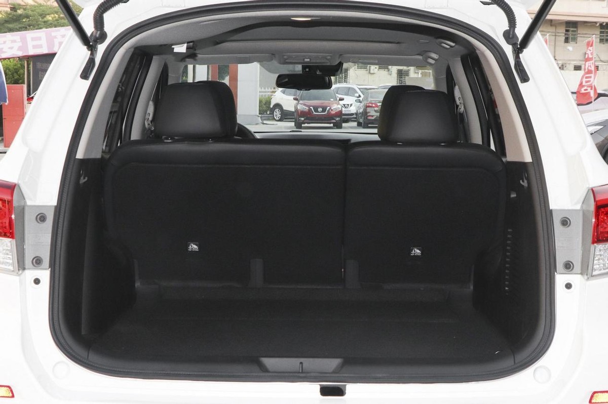 途达和大通d90pro哪个好,上汽大通d90pro对比途达