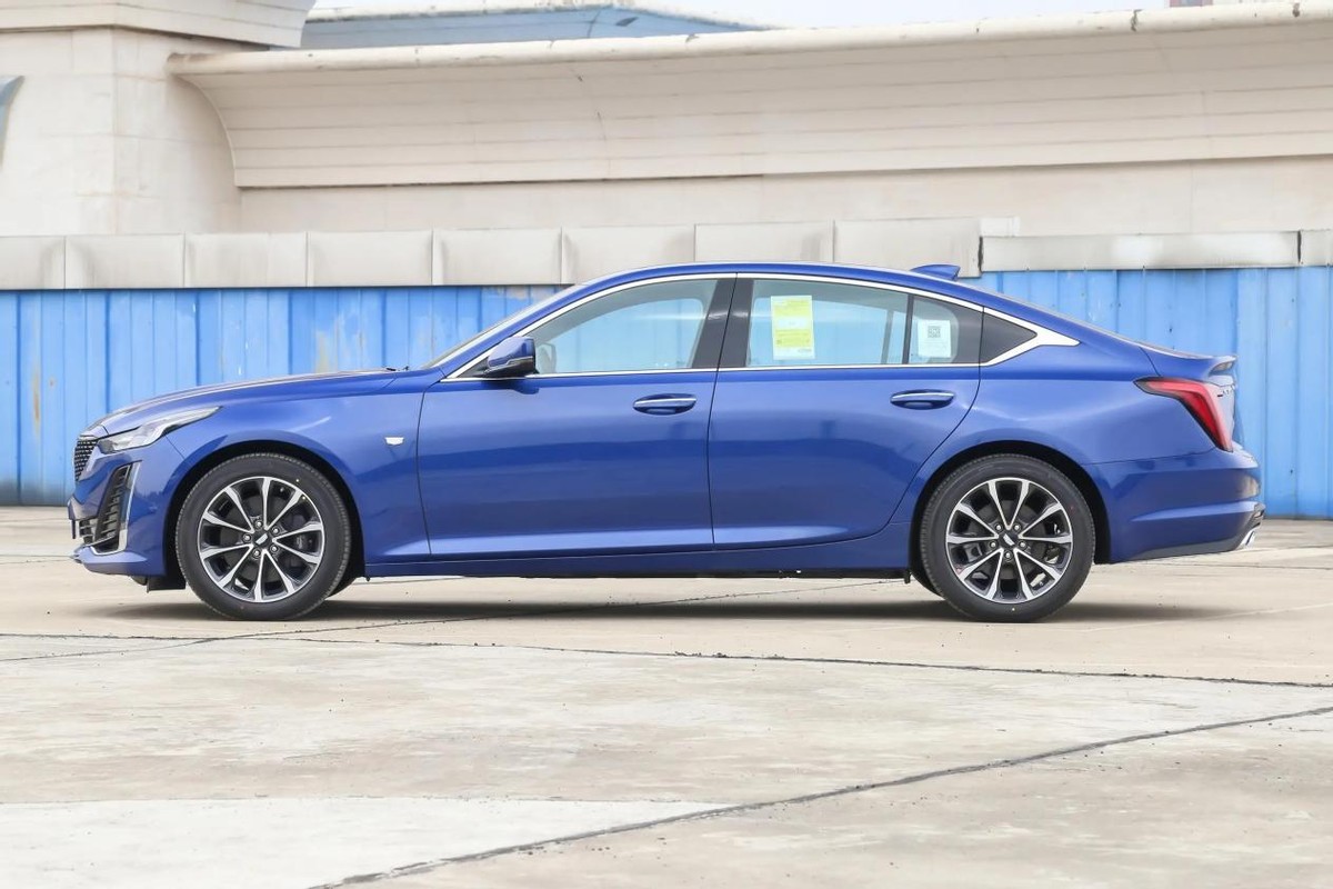 买bba还不如买这三款车低调又豪华,7到13万这四款车最值得买