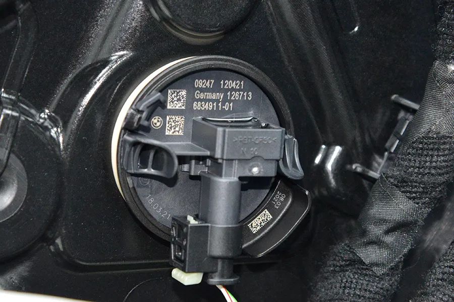 宝马m3是最好的吗,宝马m3相当于短轴3系吗