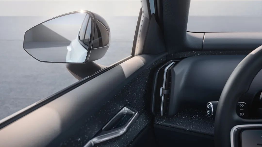 沃尔沃ex30用的是哪家的电池,沃尔沃ex30官图提前曝光