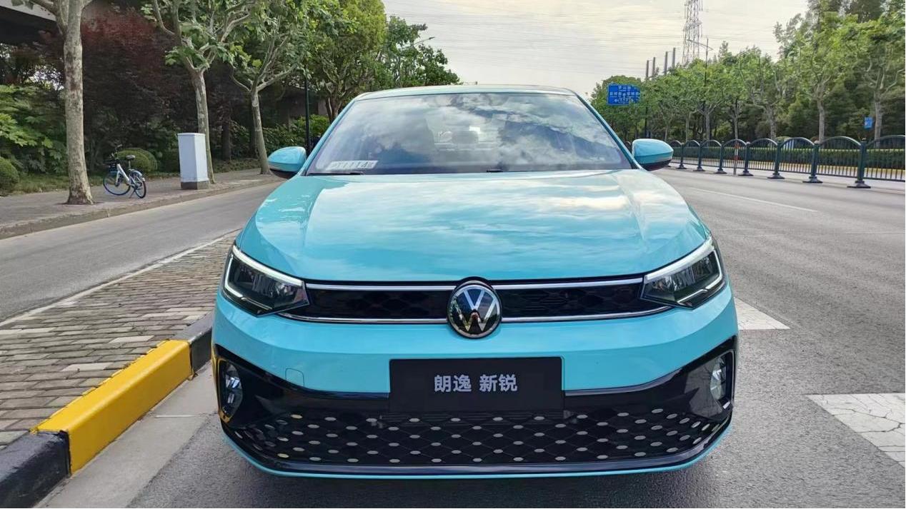 全新朗逸和经典朗逸哪个好一点,朗逸新锐和新款朗逸怎么选