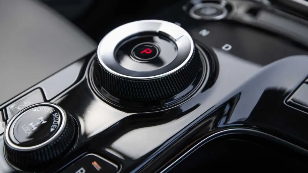 起亚第五代sportage狮铂拓界首秀,起亚第五代sportage狮铂拓界配置