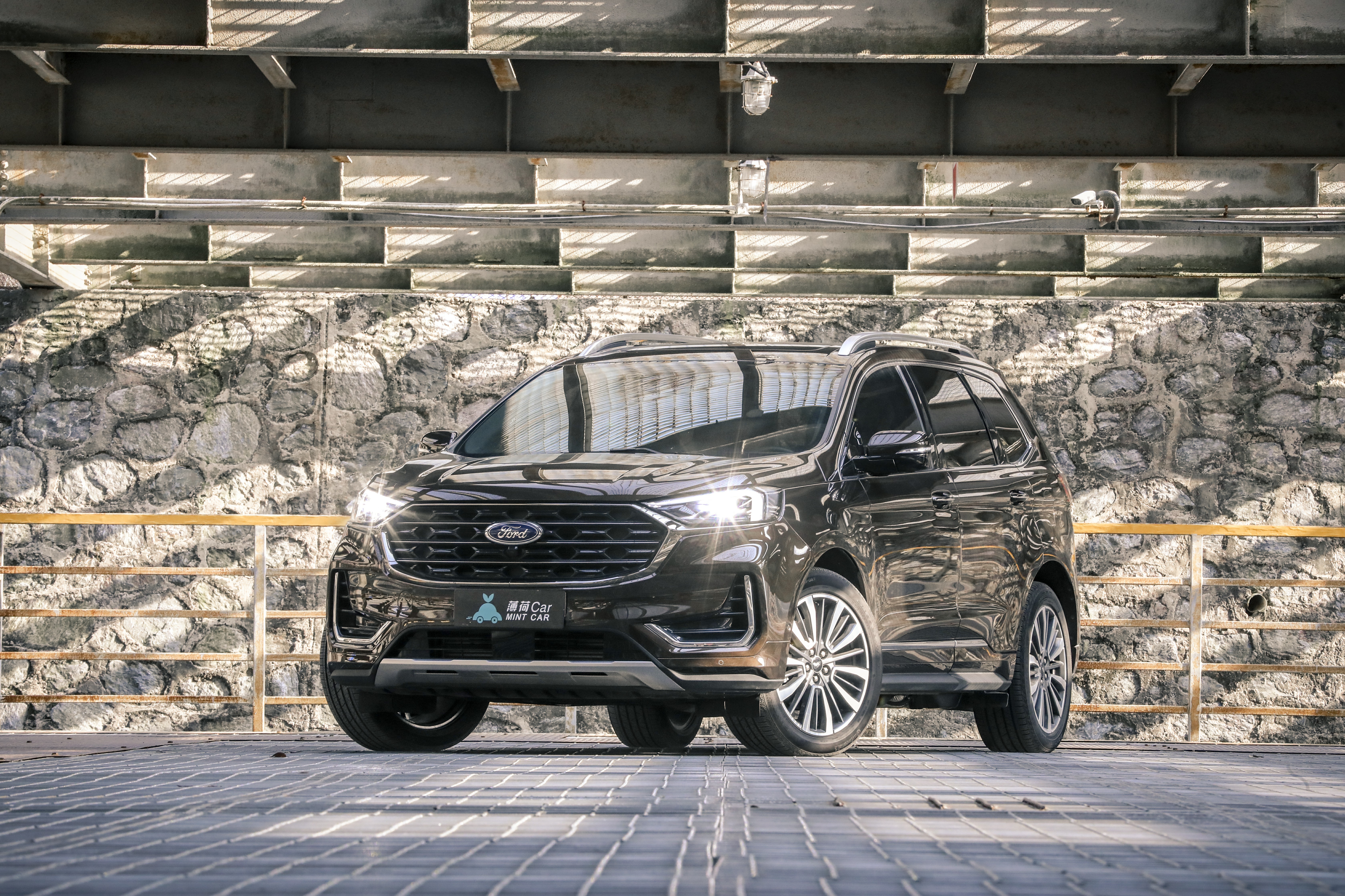 30万内科技与动力兼顾，试驾大7座SUV福特锐界PLUS