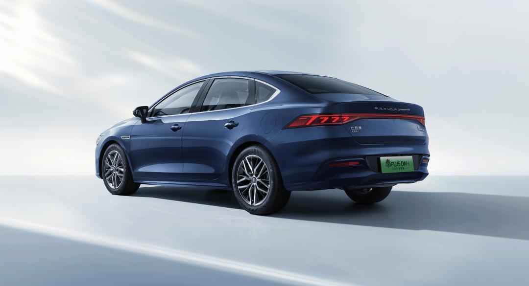 秦plusdm-i2023冠军版增配降价,比亚迪秦plusdm-i2021和2023对比