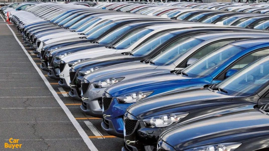 俄罗斯汽车销量逐渐好转,俄罗斯汽车销量跌幅近60%