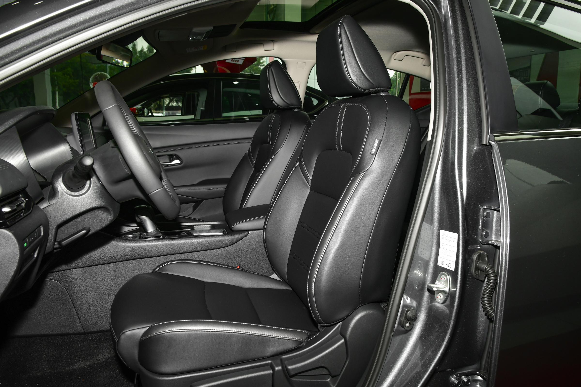 家用轿车如何选配置,14代轩逸是我心目中的家轿王者