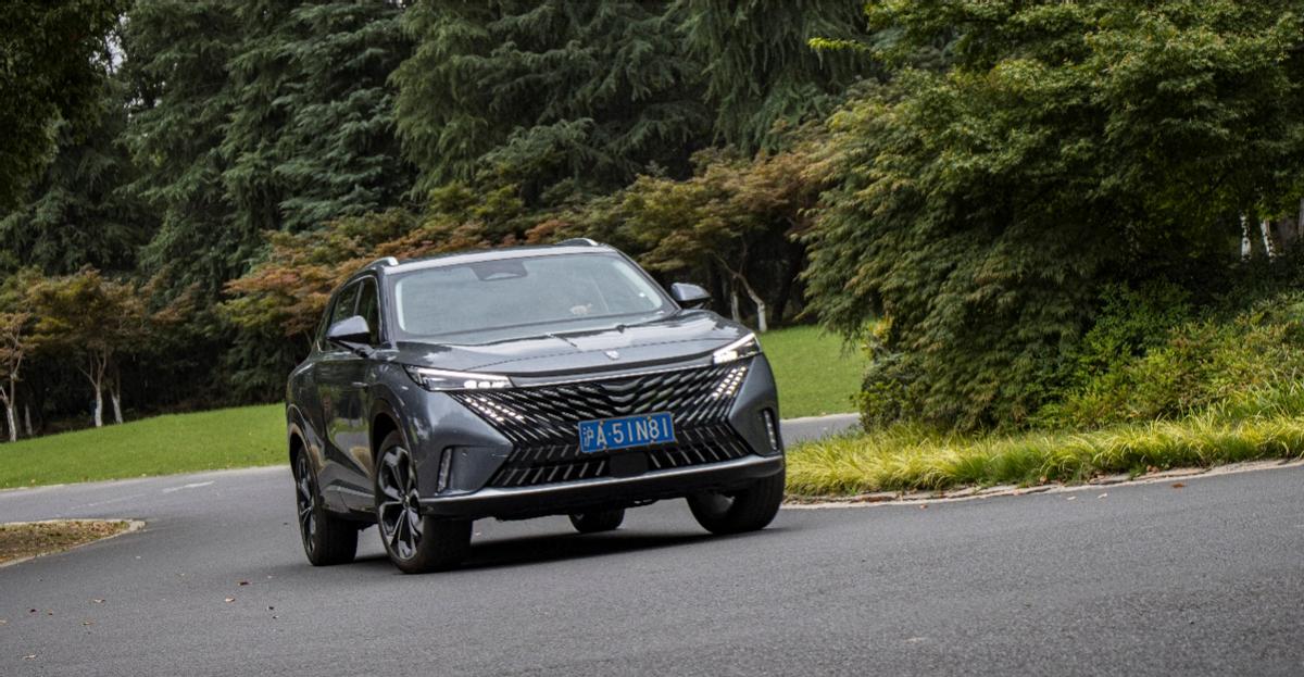 家用suv推荐第三代荣威rx5,好车不贵经济实惠第三代荣威rx5