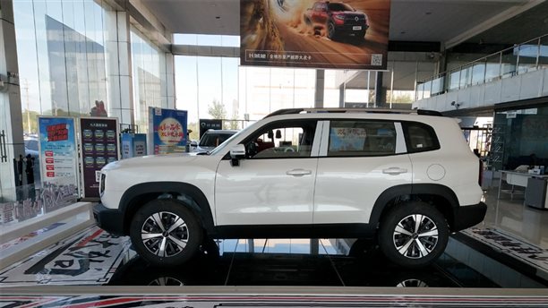 哈弗大狗王2.0t四驱越野落地价,哈弗大狗儿手动挡二手价格