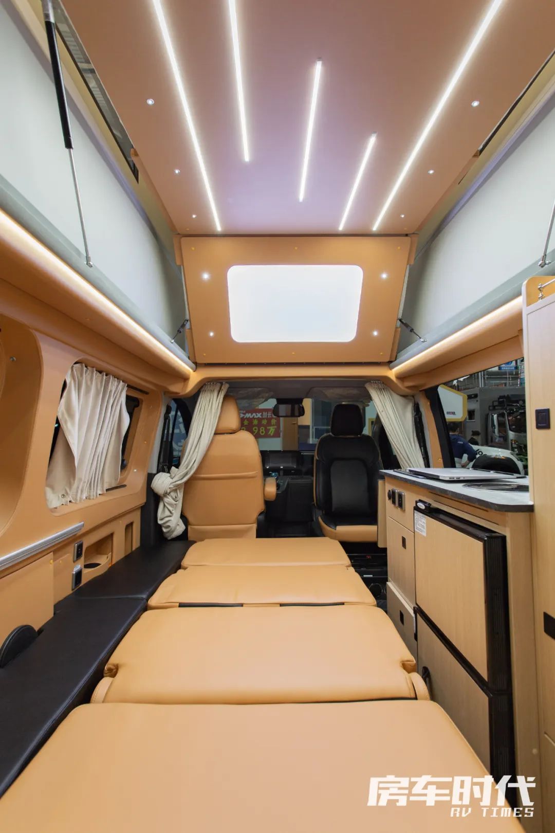 二手b型福特v362硬升顶小野牛房车,江旅小野牛v362升顶房车二手