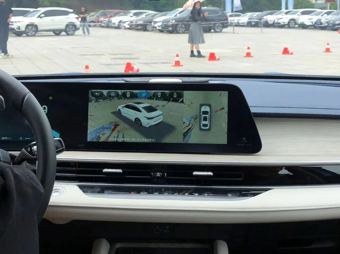 奇瑞艾瑞泽8试驾评测配置和设置,艾瑞泽8试驾评测懂车帝