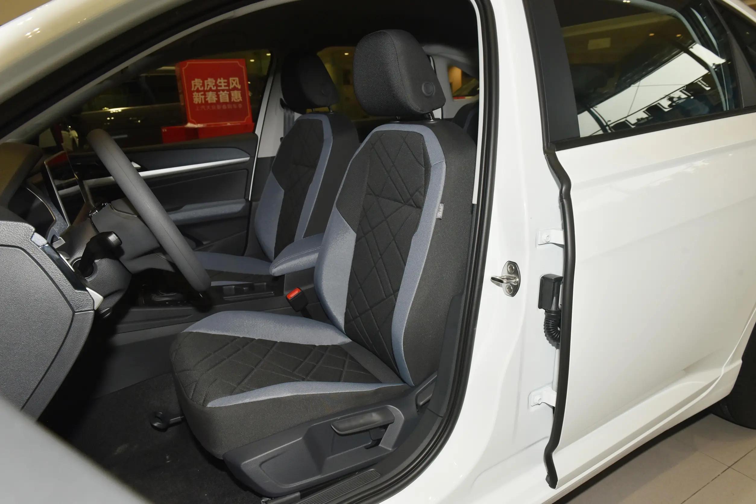 油耗低高性价比车,油耗低性价比高