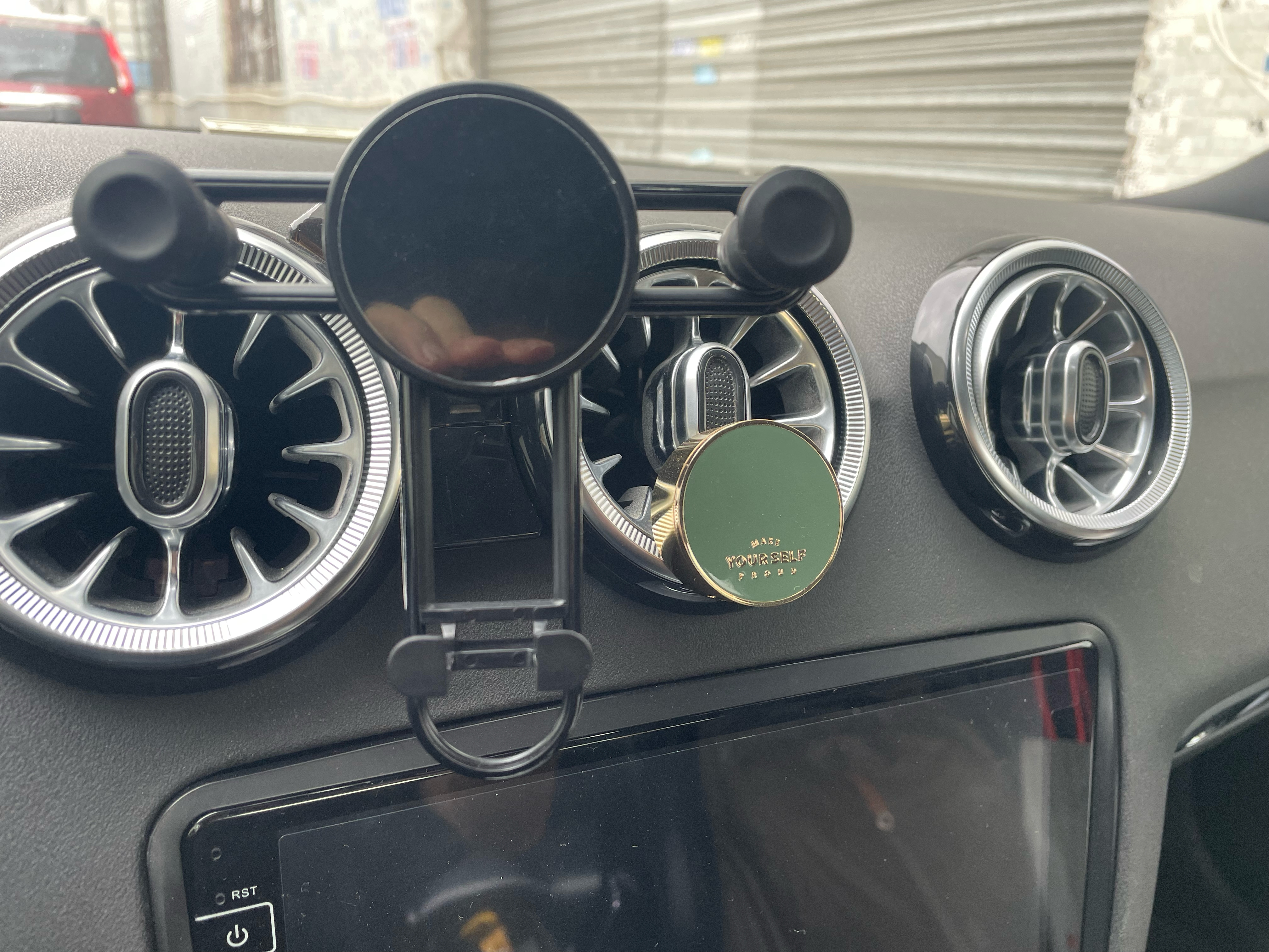 奥迪tt第三代全面解析,三代奥迪tt翻新全过程