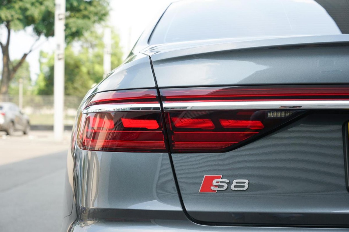 车长超5米配2.0t,车长五米配v6发动机