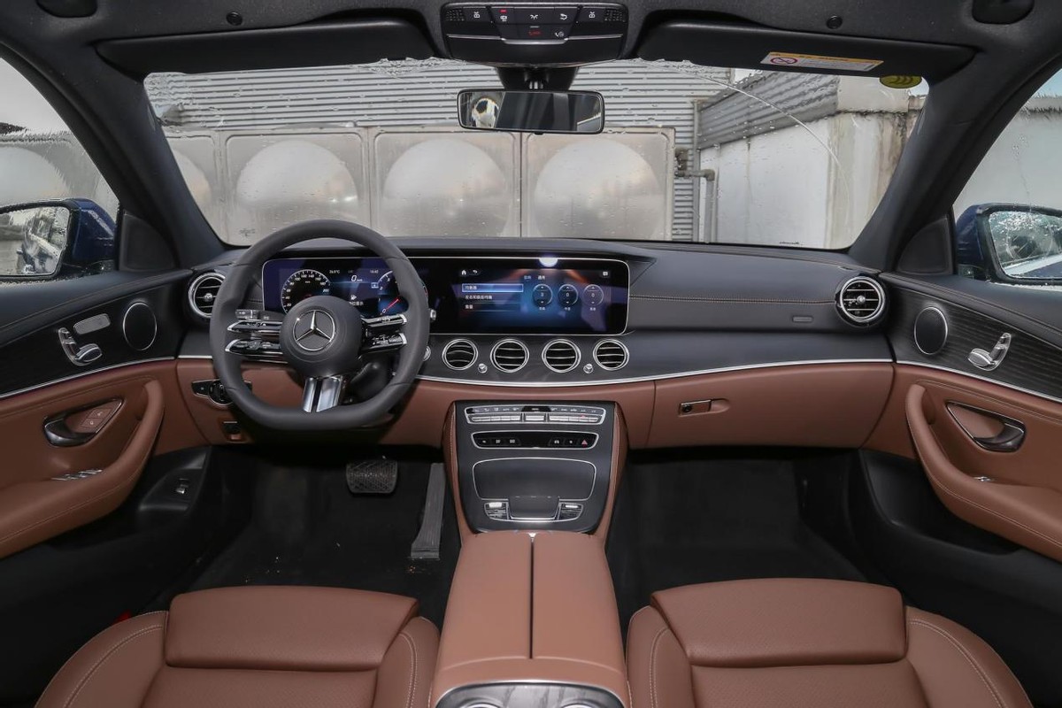 新一代奔驰e级实拍图曝光,奔驰全新e级实拍曝光