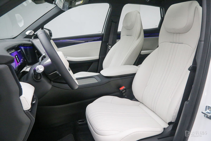 银河l7亏电真实油耗是多少,吉利银河l7低价格体验高配置