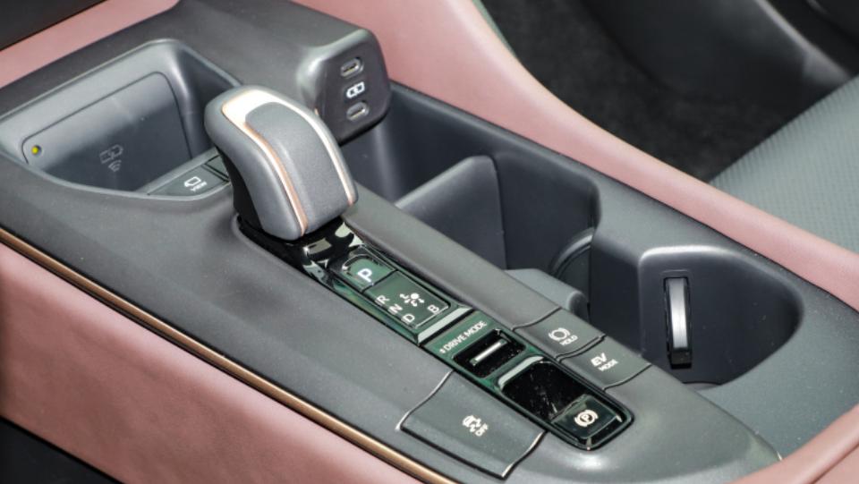 皇冠进口3.0,全新丰田皇冠来了你会买吗