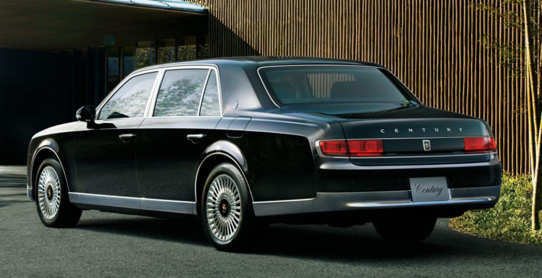 丰田库里南报价及图片,124万限量购丰田库里南首发亮相