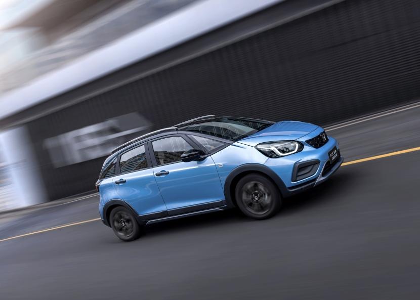 飞度新能源纯电动车七万左右试驾,12年飞度1.5自动试驾视频