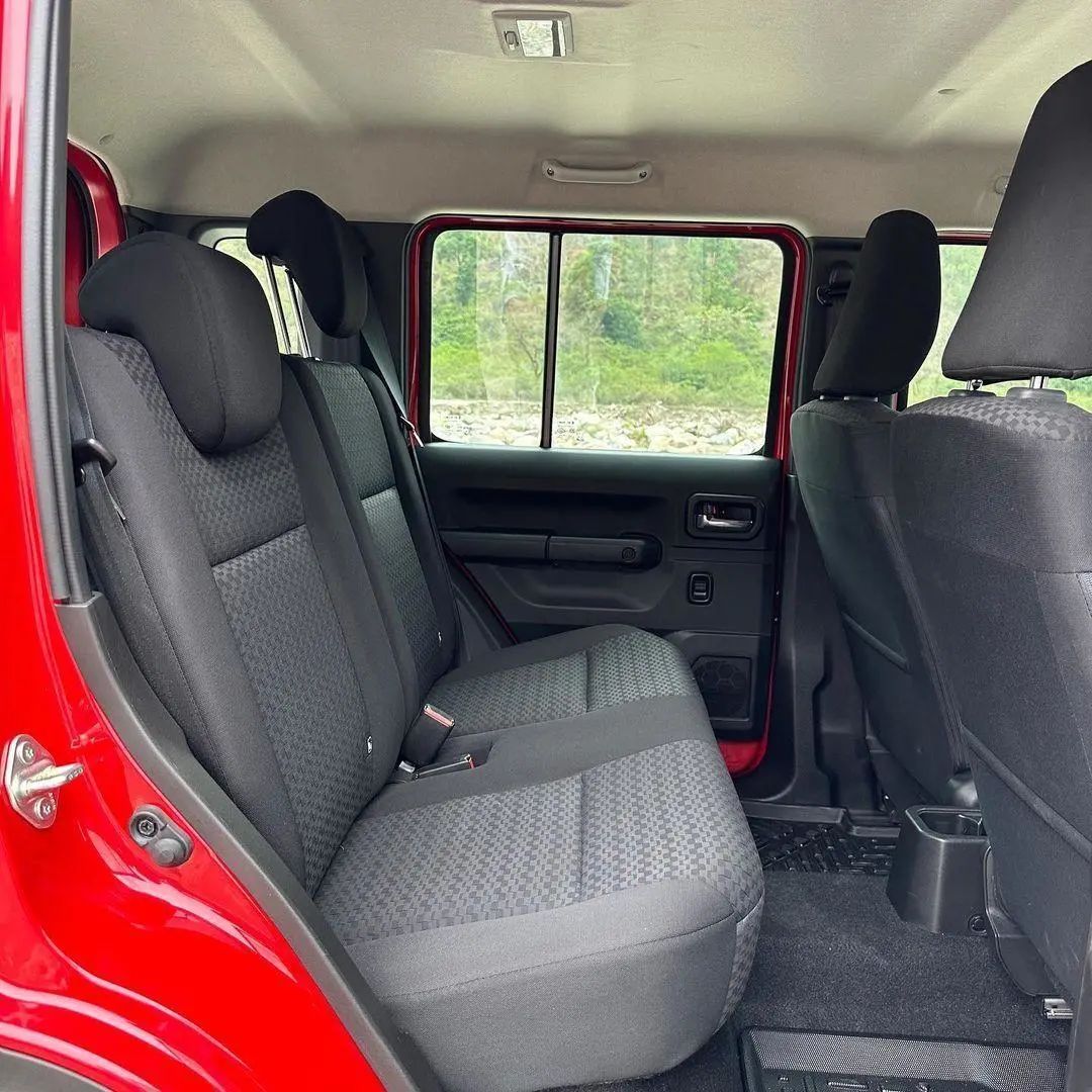 新款铃木吉姆尼出售,五门铃木吉姆尼2023款落地价