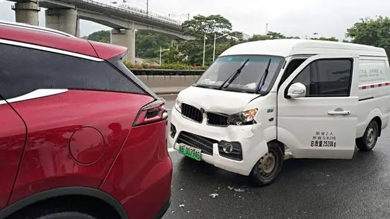 新能源车速度快会抖动什么原因,新能源车跑很慢