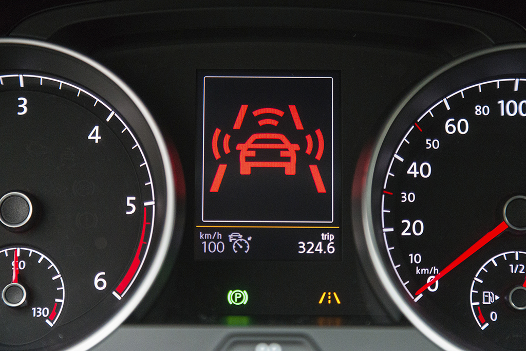 安全辅助驾驶系统讲解,驾驶辅助系统提升安全性