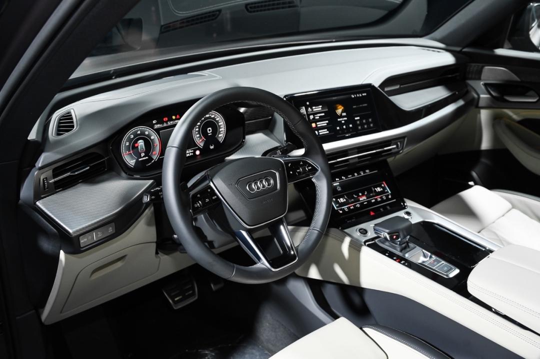 奥迪q6和奥迪a5,奥迪全新suvq6开始接受预定