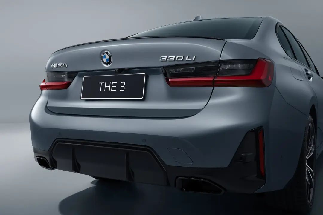 宝马3系和m340i哪个好,进口宝马3系40i
