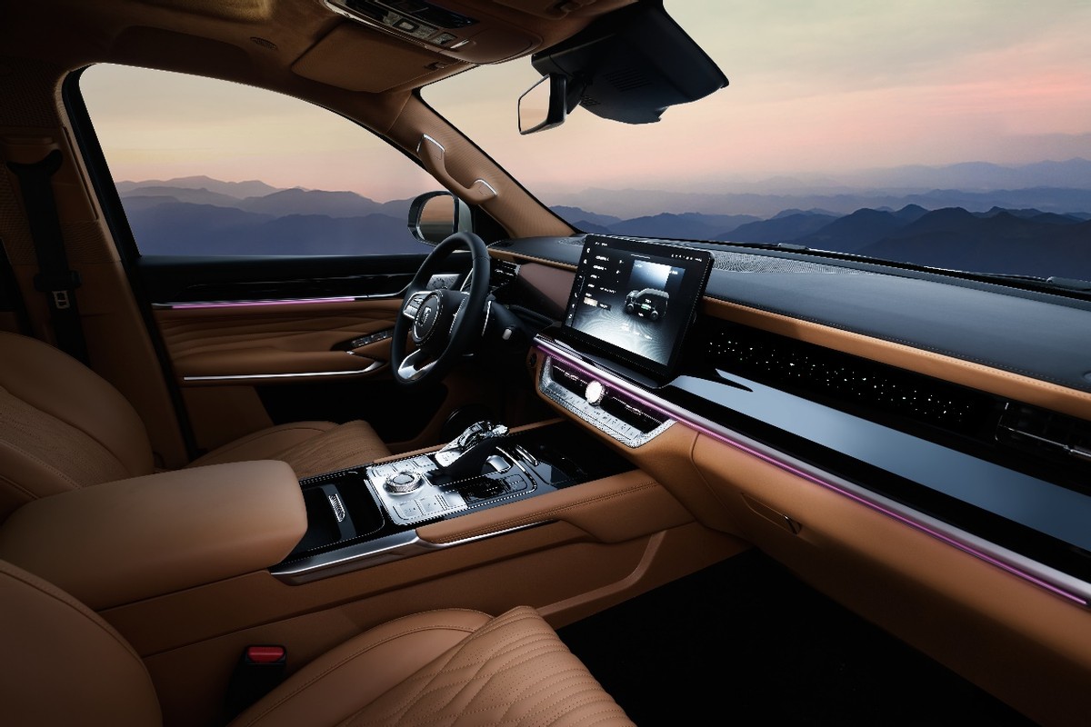 【e汽车】售价33.5万元，硬派越野坦克500Hi4-T正式全擎上市