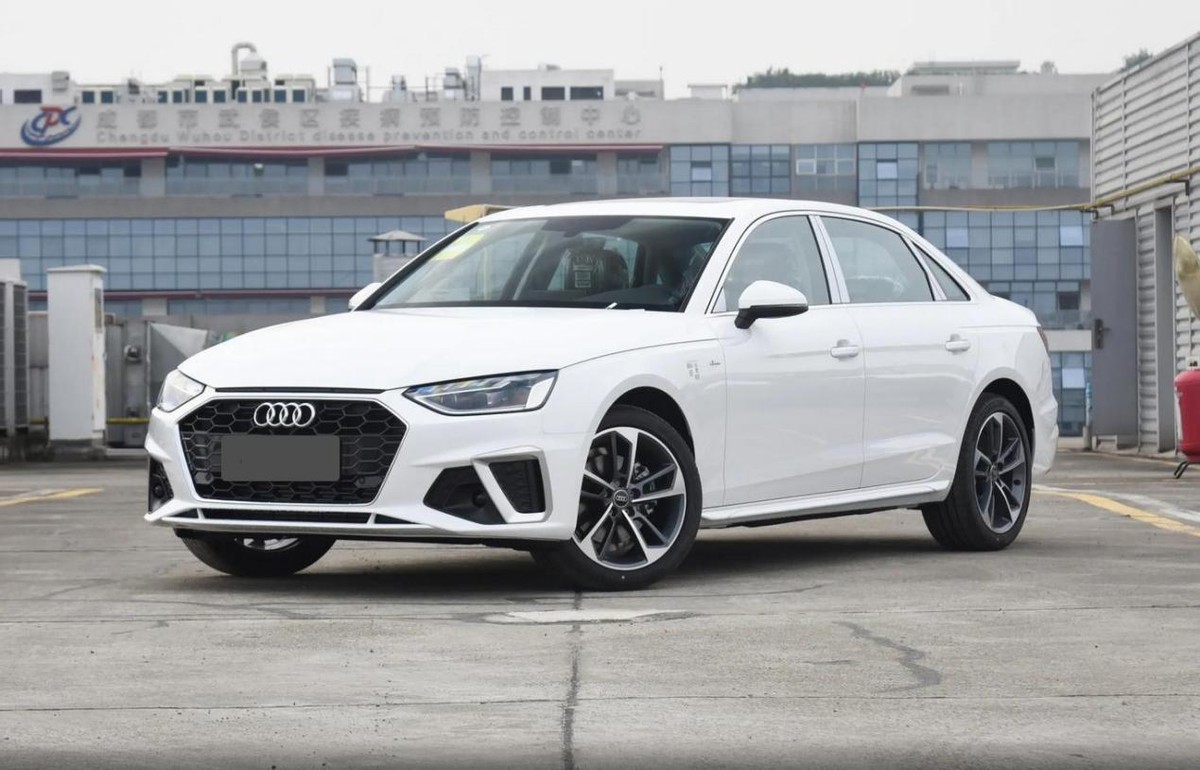 新款奥迪a4l落地只要30万,落地不到三十万的豪华车