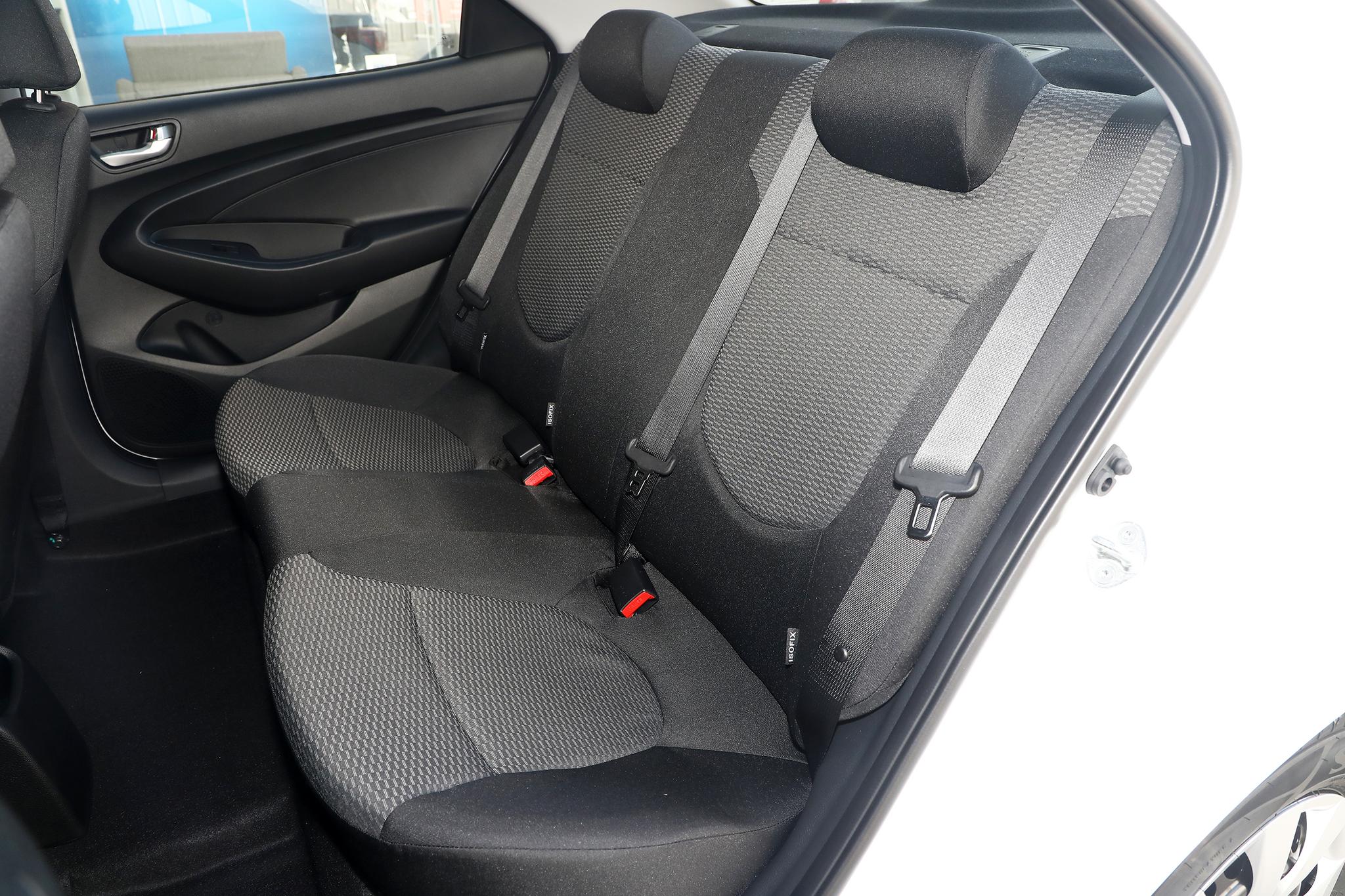 2020款现代瑞纳汽车值得购买吗,2016款现代瑞纳手动挡值得买吗